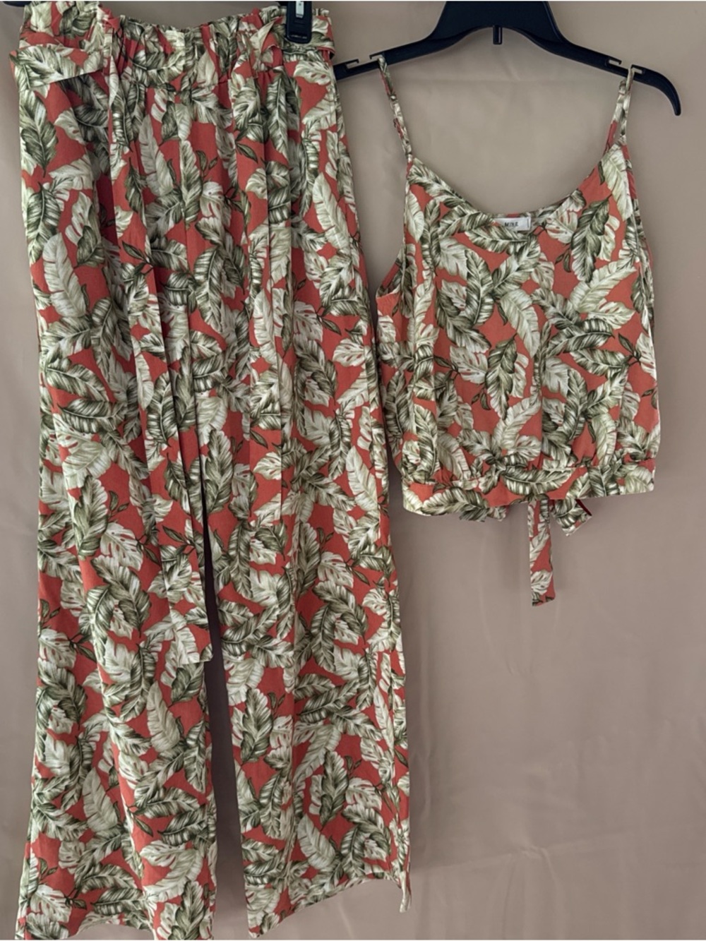 Women's Coral Leaf Print Pantsuit Set - Tank & Wide-Leg Pants